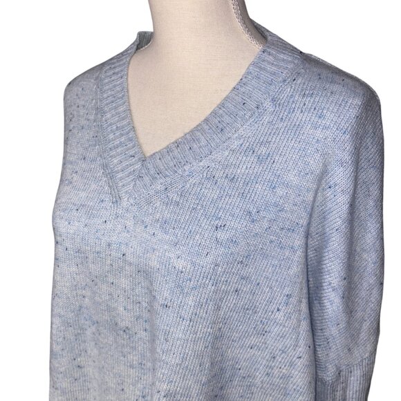 Mersea Montauk V Neck Sweater in misty blue oversized relaxed one size marled - Picture 6 of 10